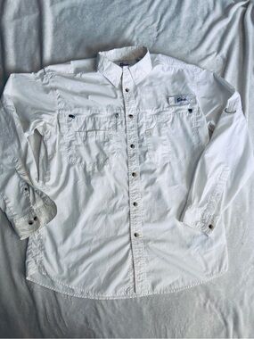 World Wide Sportsman White Casual Button Down Fishing Shirt